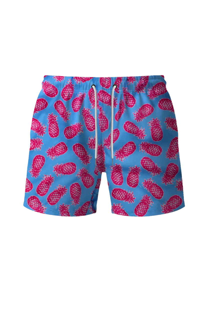 Short swimming trunks with a patterned fabric