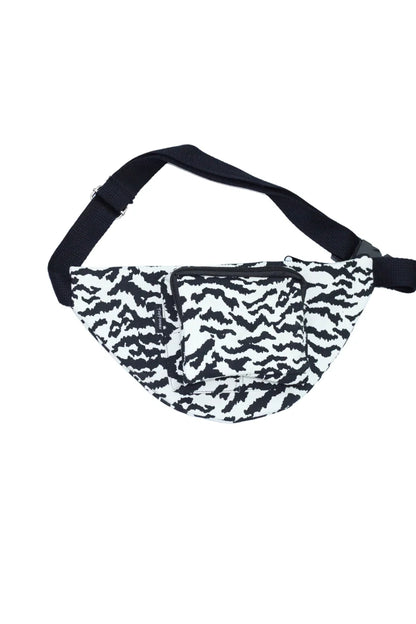 Jute chest bag