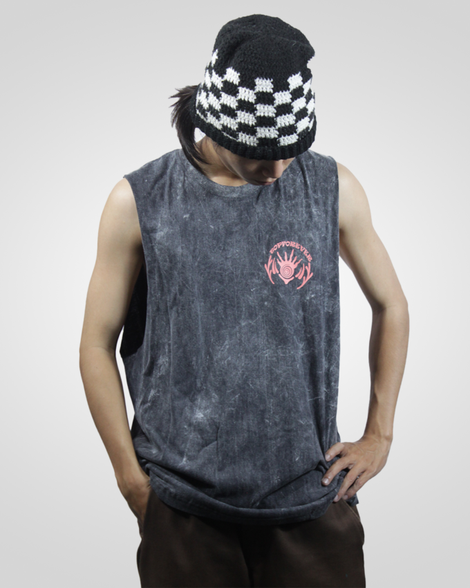 sleeveless-shirt