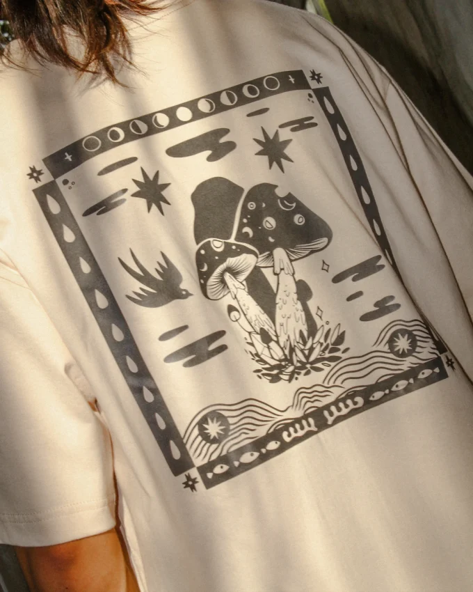t-shirts-oversize-cotton-graphic-cream-color-for-mens