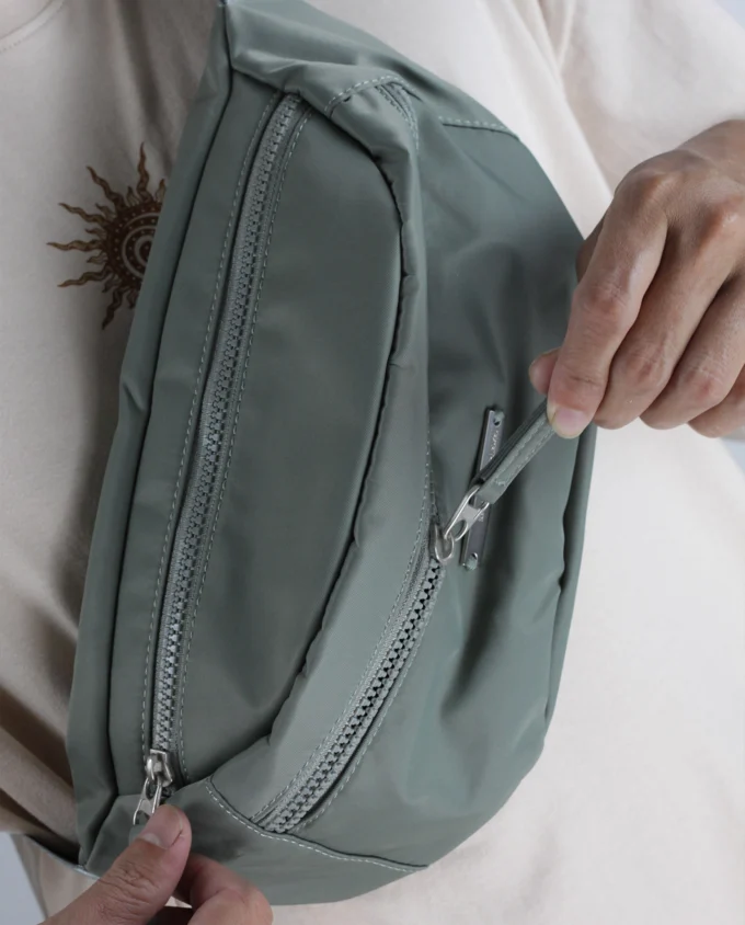 small-sling-vintage-chest-bag
