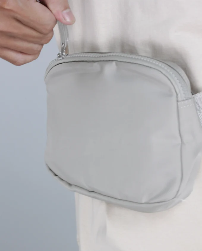 small-vintage-chest-bag
