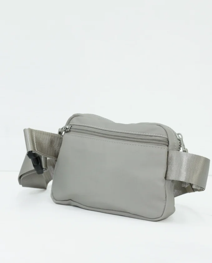 small-vintage-chest-bag