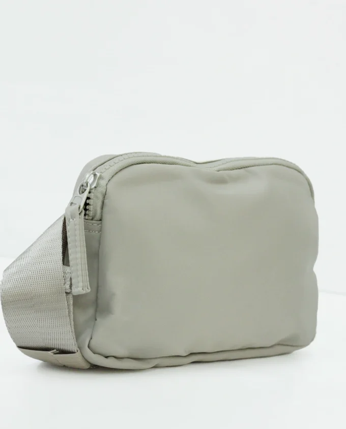 small-vintage-chest-bag