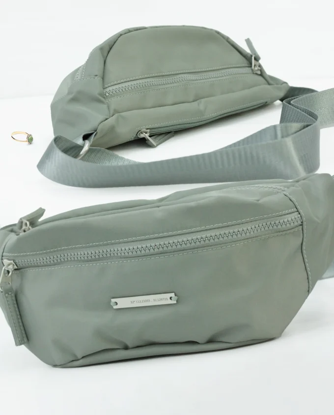 Medium Vintage Chest Bag - Image 2